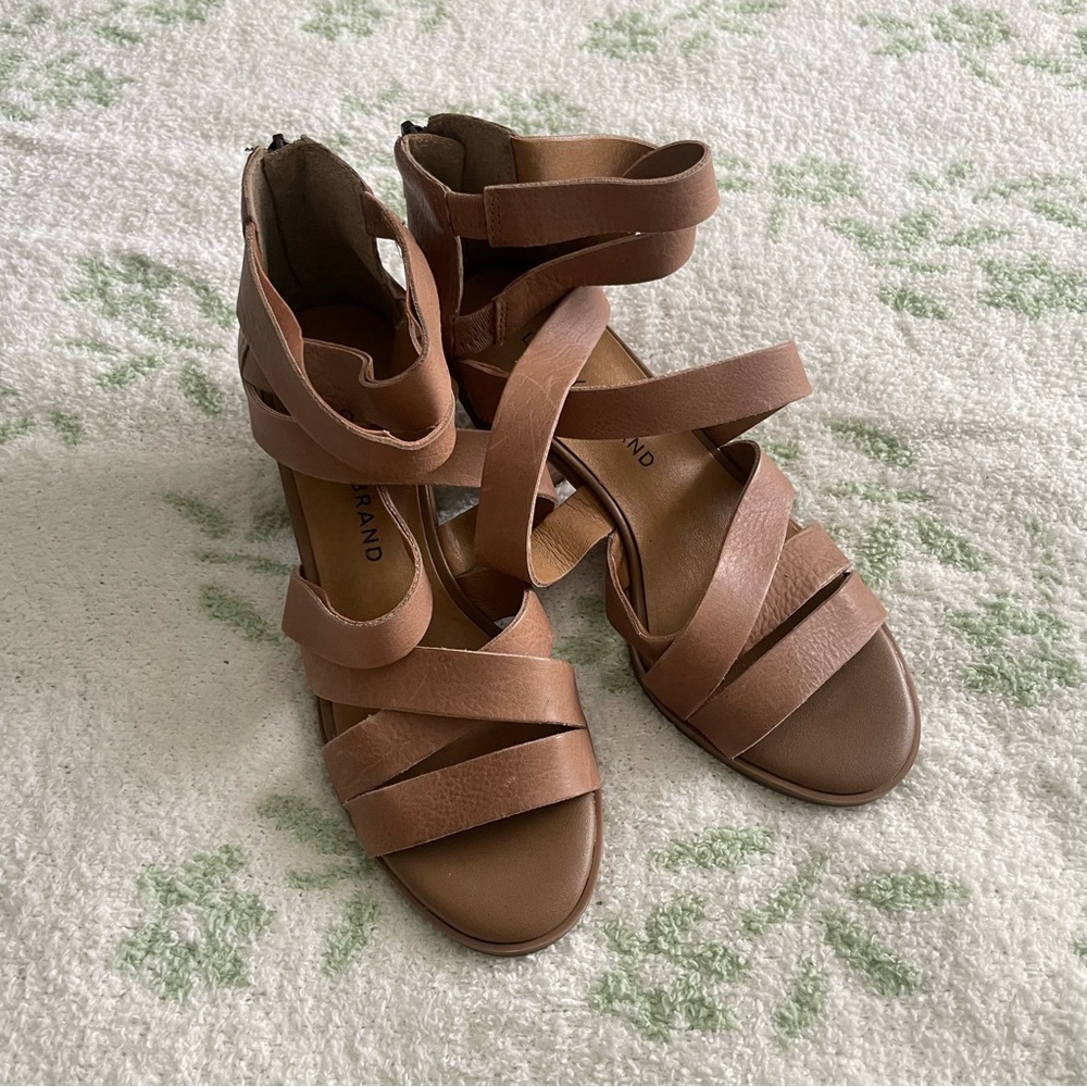 Lucky Brand light brown strappy heels